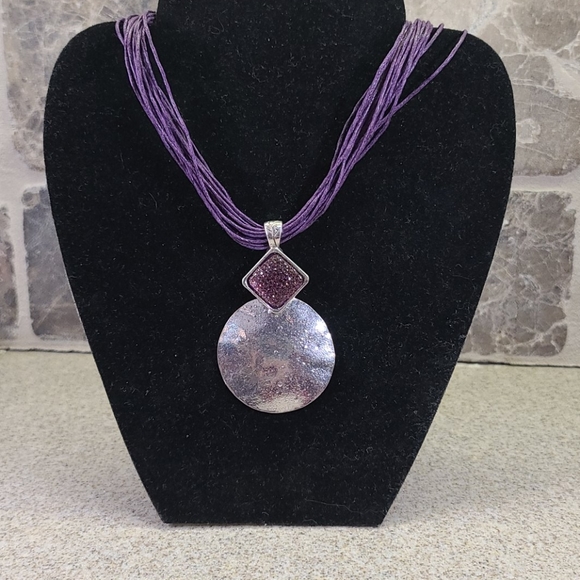 PENDANT PURPLE silver/Black tone. - Picture 3 of 9